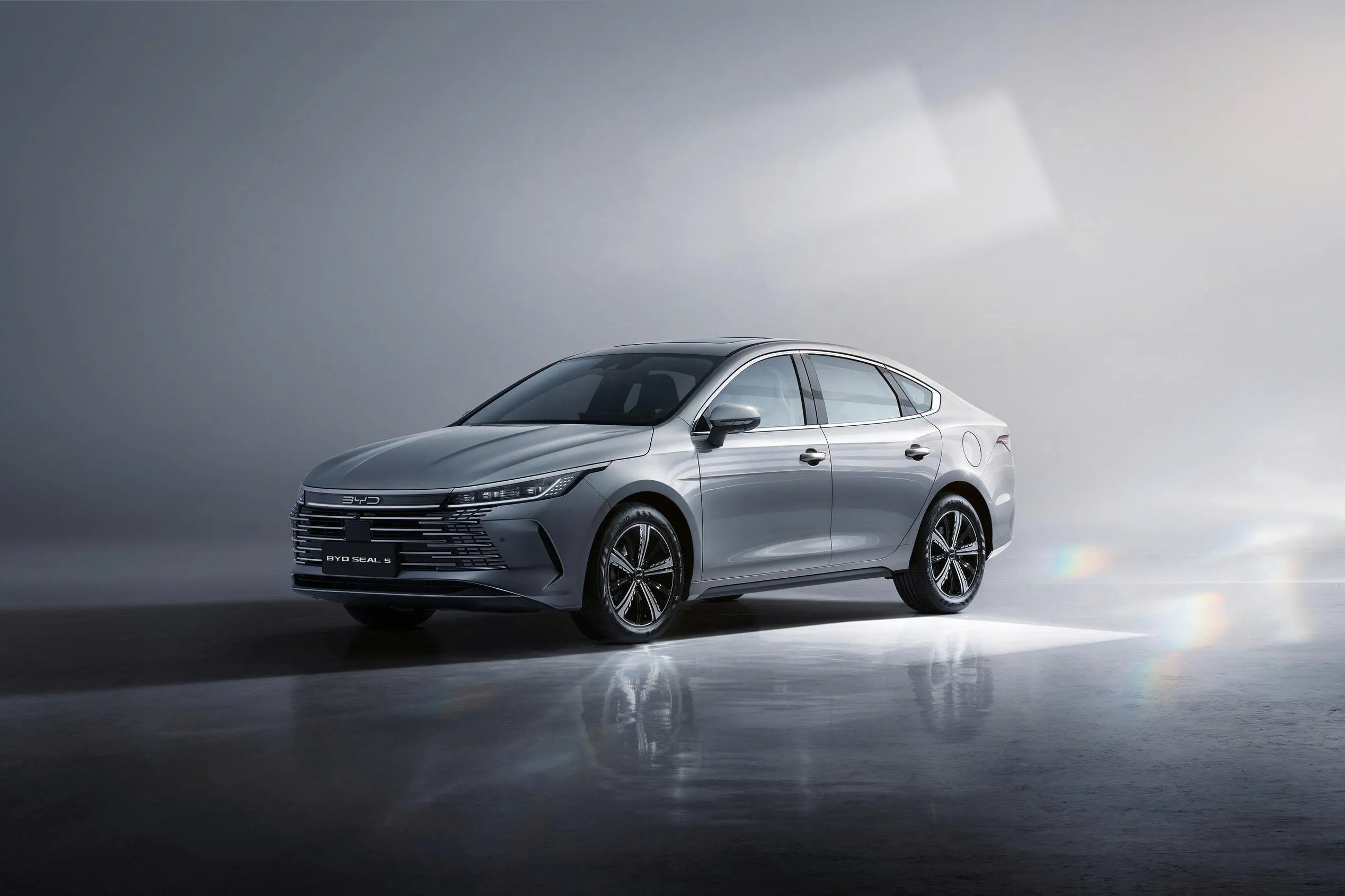 BYD SEAL 5 Ngoai that 3 BYD Seal 5