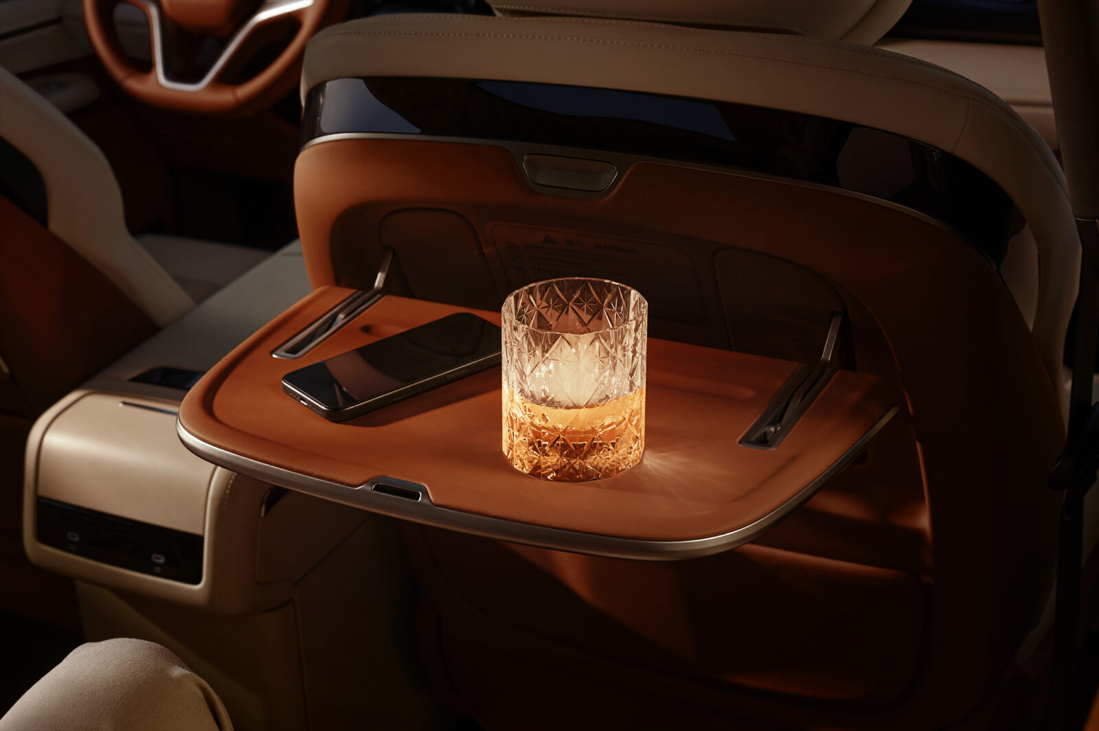 580476083 122159791772796315 4946448280049374065 n ✨BYD đã chính thức ra mắt dòng xe BYD M9 tại Việt Nam - Lựa chọn MPV thông minh cỡ lớn hàng đầu phân khúc