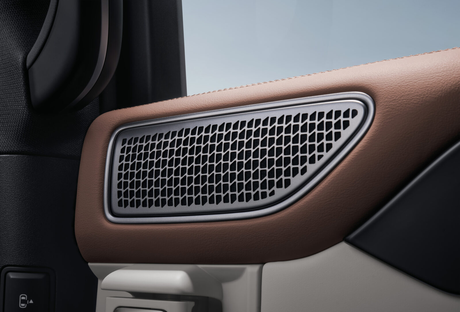 581328355 122159791832796315 6042523273976696762 n ✨BYD đã chính thức ra mắt dòng xe BYD M9 tại Việt Nam - Lựa chọn MPV thông minh cỡ lớn hàng đầu phân khúc